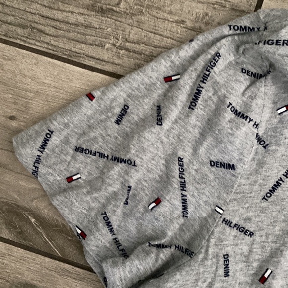 Tommy Hilfiger T- shirt - Picture 4 of 5